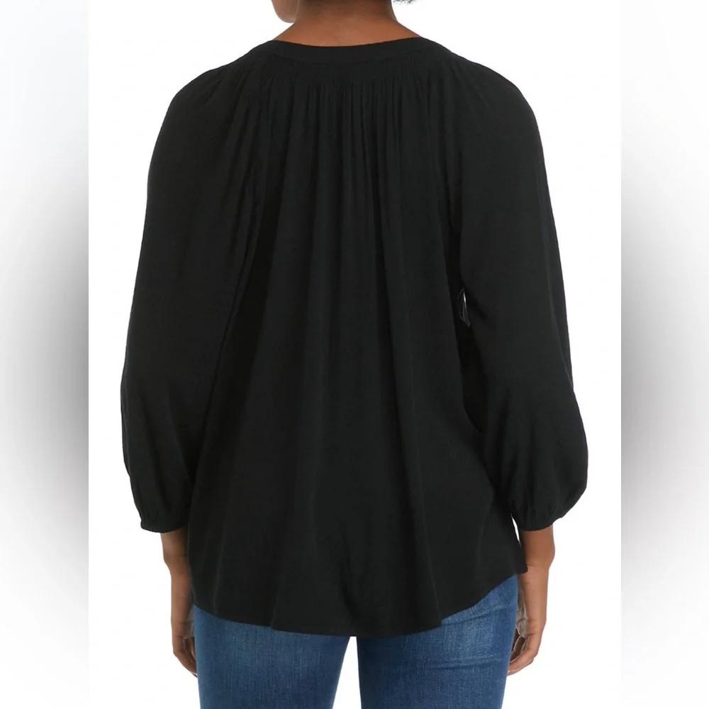 Crown and Ivy Peasant top size M - Picture 2 of 7